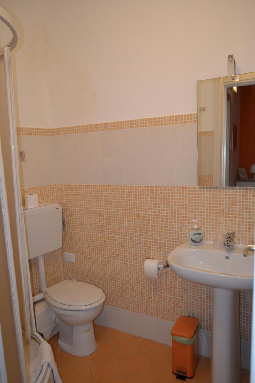B&B A Casa Di Aleパレルモ エクステリア 写真