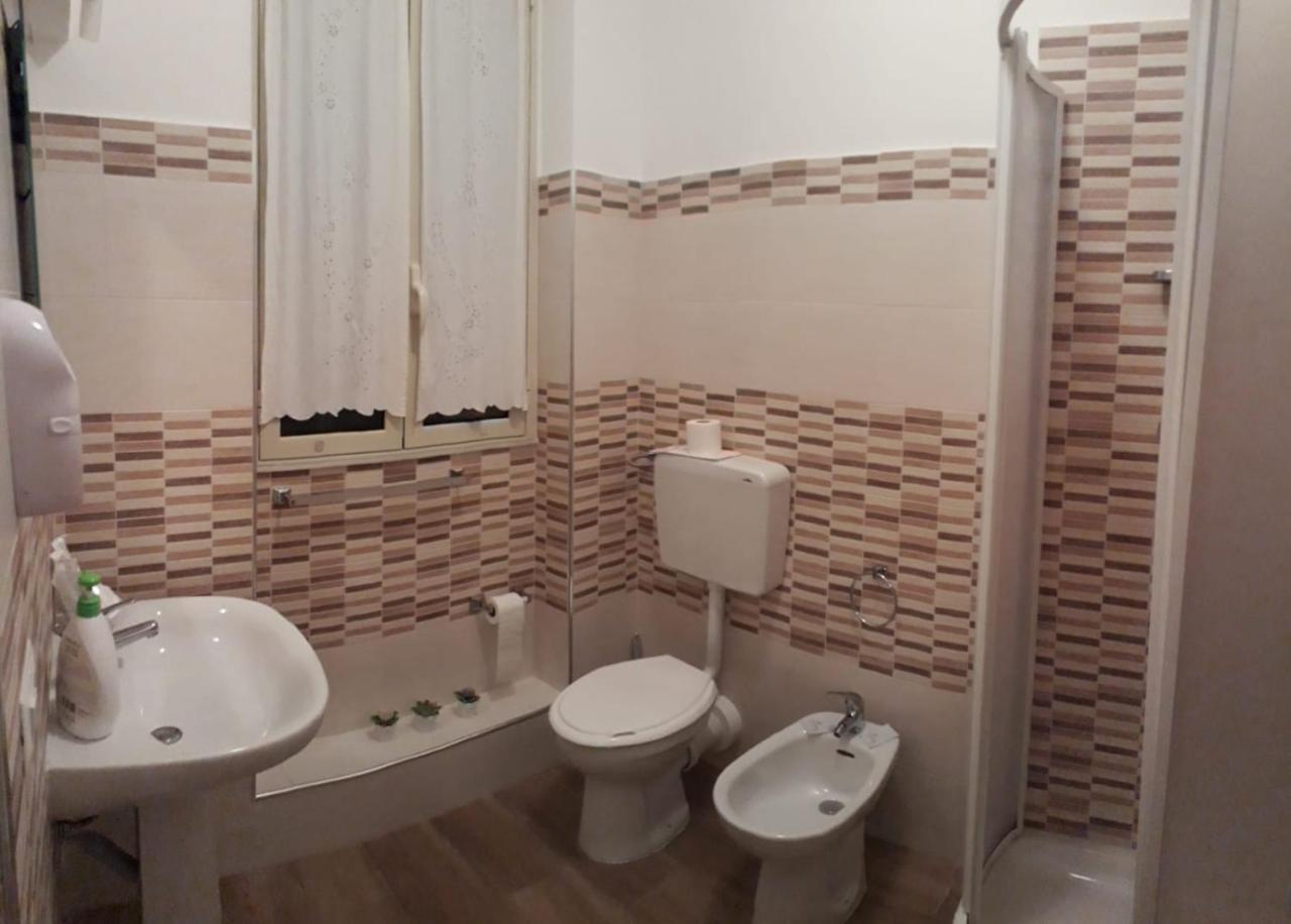 B&B A Casa Di Aleパレルモ エクステリア 写真